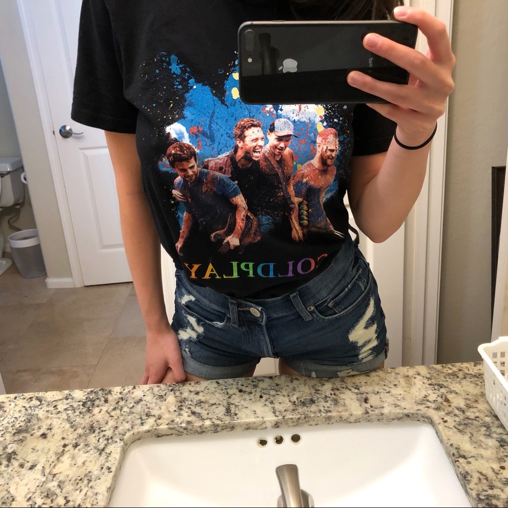 Coldplay a Head Full of Dreams tour T-shirt